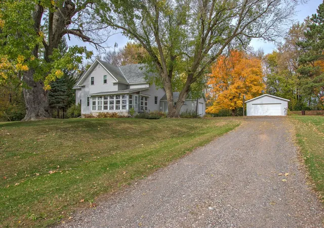 Photo 1 of Single family home for sale at 720 Rush Point Dr, Stanchfield, MN 55080 | MLS# 7143260 | Listing updated on 2026-10-23