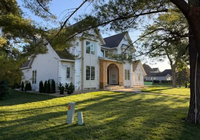 Photo 1 of Mansion for sale at 11044 Bell Oaks Est Rd, Eden Prairie, MN 55347 | MLS# 7143263 | Listing updated on 2026-10-07
