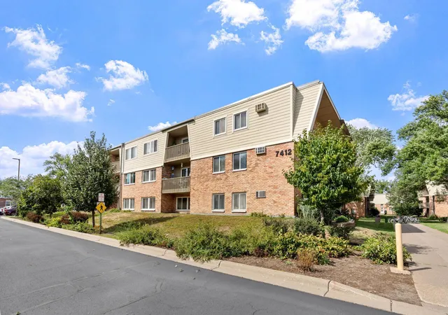Photo 3 of Condo for sale at 7412 W 22nd Street #309, Minneapolis, MN 55426 | MLS# 7143279 | Listing updated on 2026-09-13