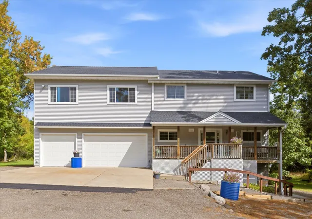 Photo 3 of Single family home for sale at 14690 284 1/2 Ave NW, Zimmerman, MN 55398 | MLS# 7143285 | Listing updated on 2026-10-05
