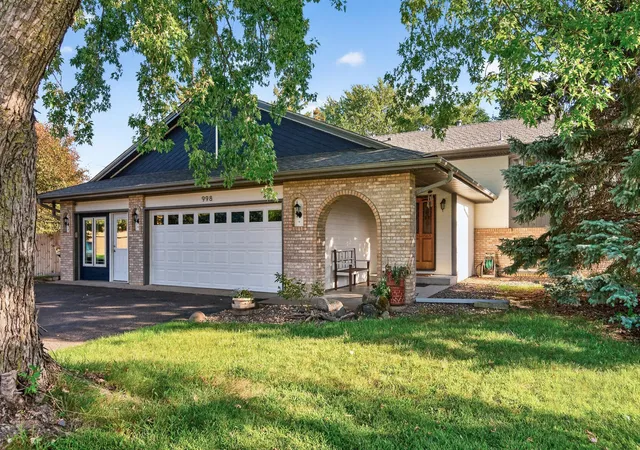Photo 3 of Single family home for sale at 998 99th Lane Ne, Minneapolis, MN 55434 | MLS# 7143289 | Listing updated on 2026-09-26