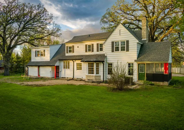 Photo 4 of Single family home for sale at 7800 Pearson Way NE, Minneapolis, MN 55432 | MLS# 7143291 | Listing updated on 2026-09-29