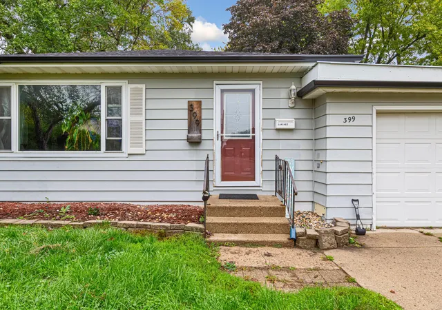 Photo 3 of Single family home for sale at 399 E Hawthorne St, Albert Lea, MN 56007 | MLS# 7143296 | Listing updated on 2026-10-02