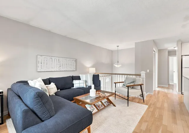 Photo 4 of Sale Pending at 10422 Decatur Ave S, Minneapolis, MN 55438 | MLS# 7143297 | Listing updated on 2026-10-05
