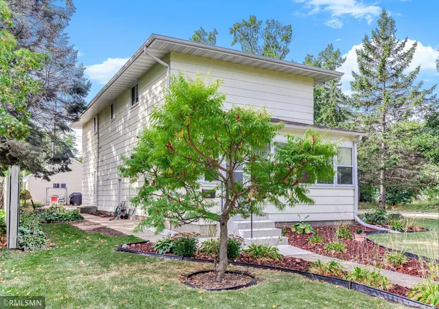 Photo 3 of House for sale at 5727 Goodrich Ave, Minneapolis, MN 55416 | MLS# 7143300 | Listing updated on 2026-09-18