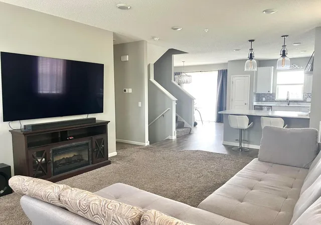 Photo 3 of Single family home for sale at 1679 Windigo Ln, Shakopee, MN 55379 | MLS# 7143315 | Listing updated on 2026-09-15