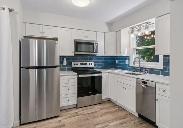 Photo 1 of Condo for sale at 6347 Alderwood Cir #B, Saint Paul, MN 55125 | MLS# 7143321 | Listing updated on 2026-10-13