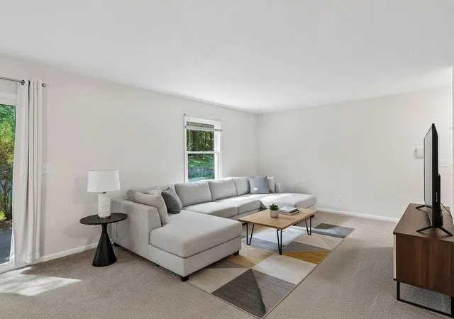 Listing Photo 1 - Condo for sale in building located at 6347 Alderwood Cir, Woodbury, MN 55125 - Unit #B