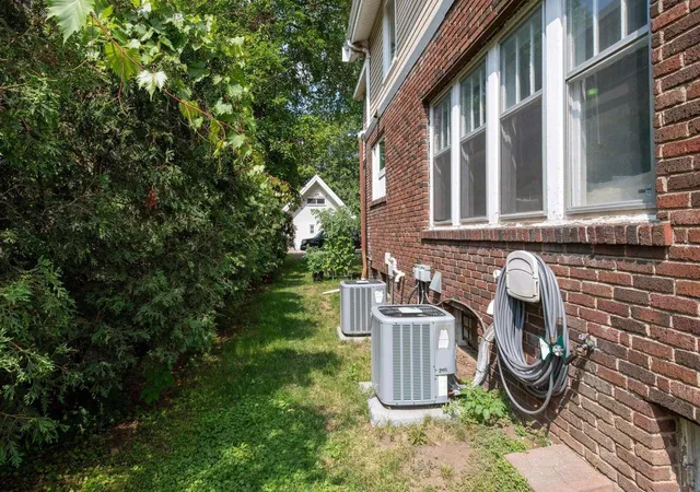 Photo 2 of House for sale at 2732 Pillsbury Ave S, Minneapolis, MN 55408 | MLS# 7143359 | Listing updated on 2026-09-21