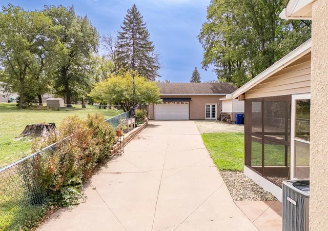 Photo 2 of Single family home for sale at 1554 Burns Ave, Saint Paul, MN 55106 | MLS# 7143365 | Listing updated on 2026-09-14