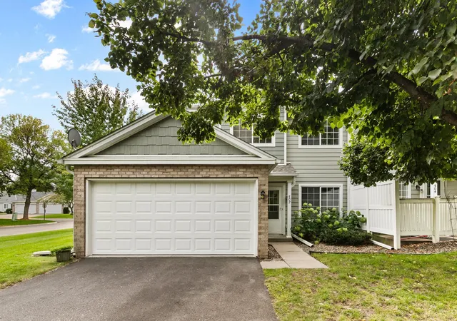 Photo 1 of Single family home for sale at 502 Mariner Way, Saint Paul, MN 55129 | MLS# 7143378 | Listing updated on 2026-10-20