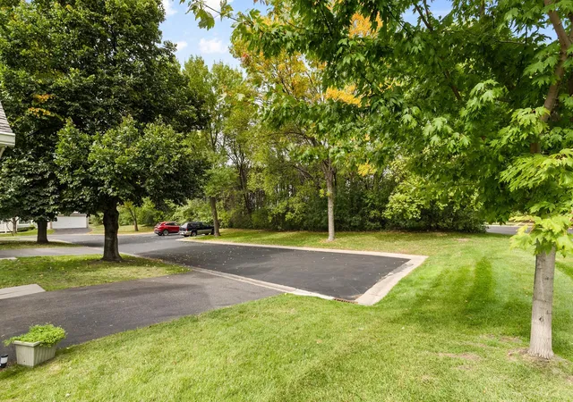 Photo 3 of Single family home for sale at 502 Mariner Way, Saint Paul, MN 55129 | MLS# 7143378 | Listing updated on 2026-10-20