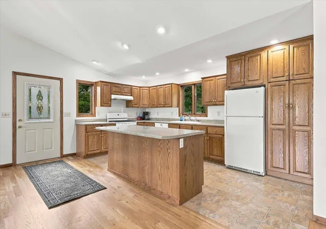 Photo 3 of Single family home for sale at 27878 N Lake Dr, Mora, MN 55051 | MLS# 7143381 | Listing updated on 2026-10-06