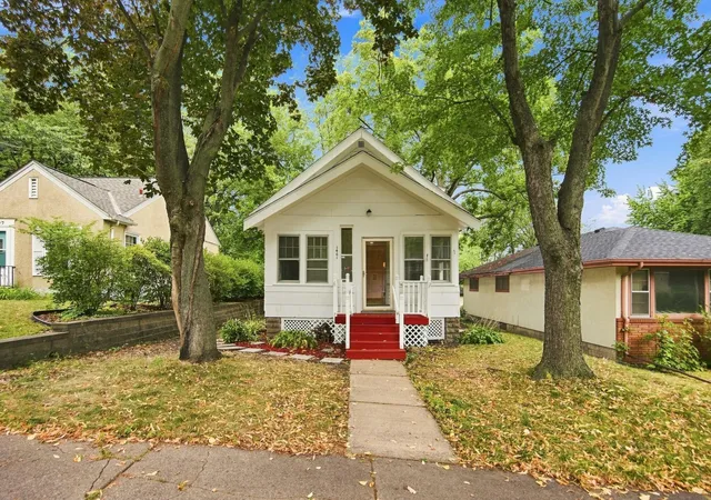 Single family home for sale at 1401 Hazel St N, Saint Paul, MN 55119 | MLS# 7143395