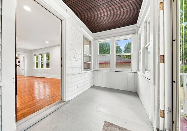 Photo 1 of Single family home for sale at 1401 Hazel St N, Saint Paul, MN 55119 | MLS# 7143395 | Listing updated on 2026-09-13