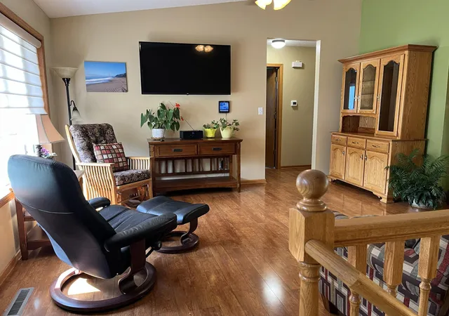 Photo 3 of Single family home for sale at 2019 26th Street SE, Rochester, MN 55904 | MLS# 7143409 | Listing updated on 2026-09-18