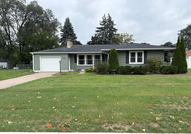 Photo 1 of Single family home for sale at 528 S 6th Street, La Crescent, MN 55947 | MLS# 7143431 | Listing updated on 2026-09-13