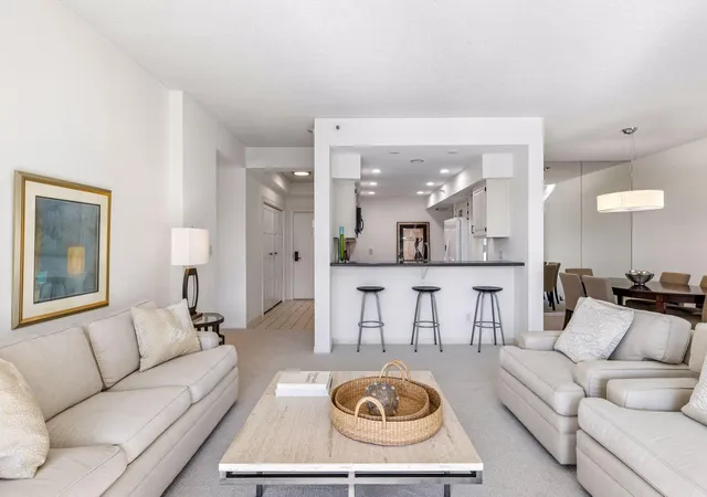 Photo 4 of Condo for sale at 1201 Yale Pl #407, Minneapolis, MN 55403 | MLS# 7143487 | Listing updated on 2026-09-13