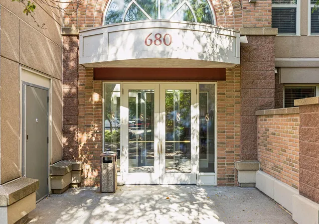 Photo 2 of Condo for sale at 680 N 2nd Street #401, Minneapolis, MN 55401 | MLS# 7143490 | Listing updated on 2026-09-18