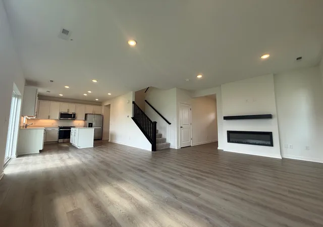 Photo 2 of Single family home for sale at 15022 Askeaton Pl, Rosemount, MN 55068 | MLS# 7143494 | Listing updated on 2026-09-21