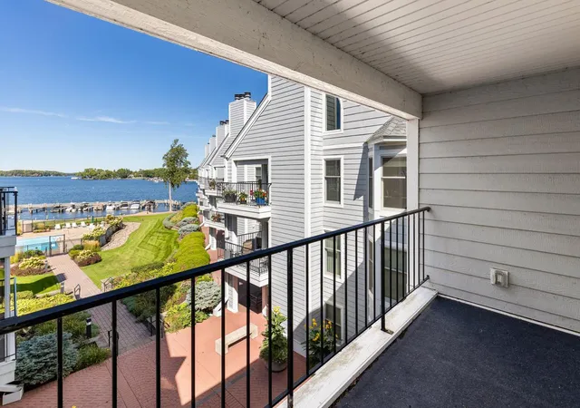 Photo 3 of Condo for sale at 603 Lake St #307, Excelsior, MN 55331 | MLS# 7143535 | Listing updated on 2026-10-08