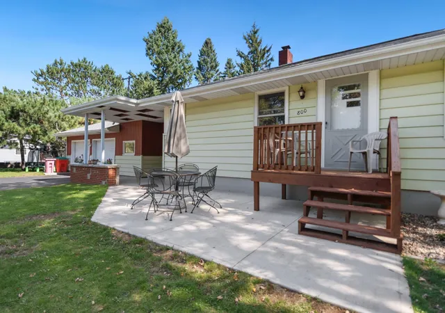 Photo 2 of Single family home for sale at 800 Garfield St, Cloquet, MN 55720 | MLS# 7143559 | Listing updated on 2026-09-13