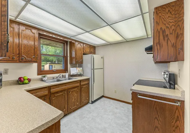 Photo 3 of Single family home for sale at 7917 Mount Curv Blvd, Minneapolis, MN 55445 | MLS# 7143565 | Listing updated on 2026-09-19
