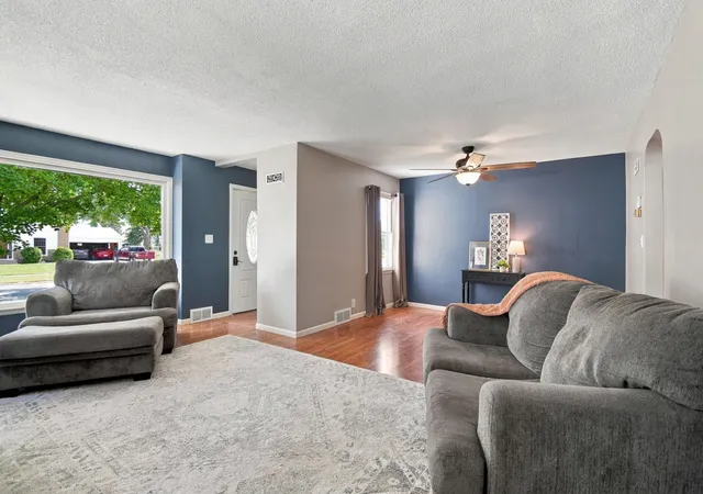 Photo 2 of Single family home for sale at 506 17th Street Sw, Austin, MN 55912 | MLS# 7143569 | Listing updated on 2026-09-15