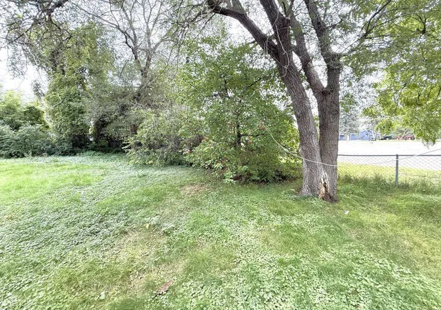 Photo 4 of Single family home for sale at 209 E Oak Ave, Frazee, MN 56544 | MLS# 7143578 | Listing updated on 2026-09-14