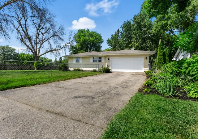 Photo 4 of Sale Pending at 3818 W 103rd Street, Minneapolis, MN 55431 | MLS# 7143587 | Listing updated on 2026-09-23