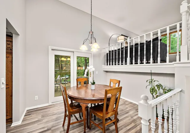 Photo 3 of Single family home for sale at 631 Bighorn Dr, Chanhassen, MN 55317 | MLS# 7143594 | Listing updated on 2026-10-02