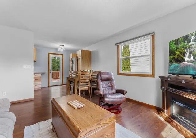Photo 3 of Single family home for sale at 615 7th Avenue NE, Stewartville, MN 55976 | MLS# 7143599 | Listing updated on 2026-10-07