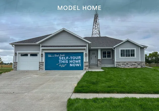 Single family home for sale at 1409 66th Avenue S, Fargo, ND 58104 | MLS# 7143601