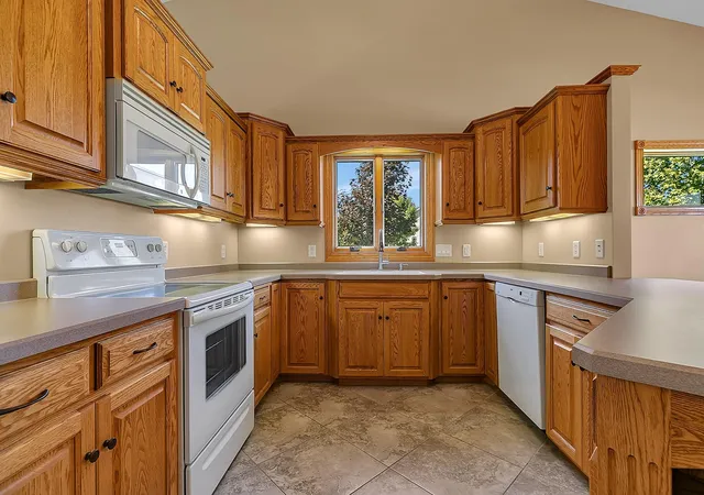 Photo 4 of Single family home for sale at 412 15th Street N, Cold Spring, MN 56320 | MLS# 7143604 | Listing updated on 2026-10-07
