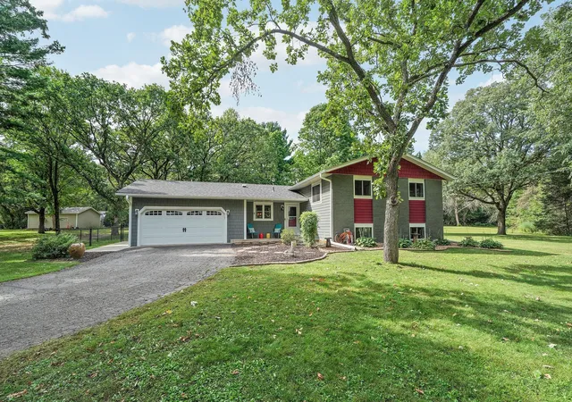 Photo 1 of Single family home for sale at 19505 Owen Ave, Hastings, MN 55033 | MLS# 7143609 | Listing updated on 2026-09-16