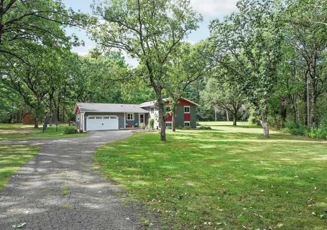 Photo 2 of Single family home for sale at 19505 Owen Ave, Hastings, MN 55033 | MLS# 7143609 | Listing updated on 2026-09-16