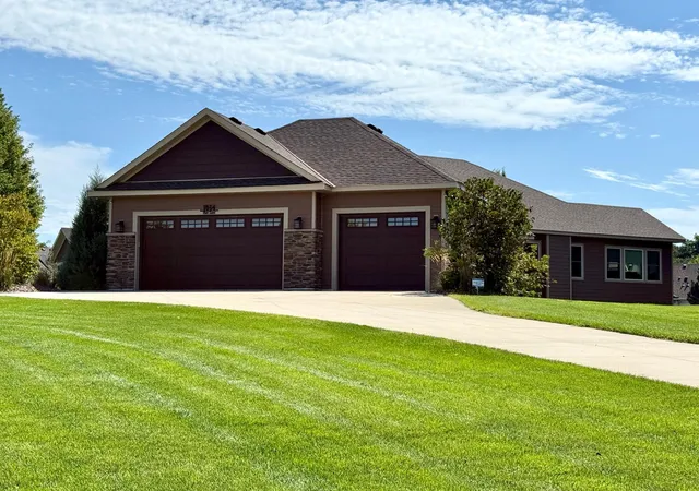Photo 4 of Single family home for sale at 1614 Quie Ln, Northfield, MN 55057 | MLS# 7143617 | Listing updated on 2026-09-20