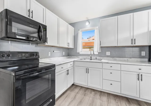 Photo 4 of Single family home for sale at 1202 11th Street NW, Austin, MN 55912 | MLS# 7143633 | Listing updated on 2026-09-14