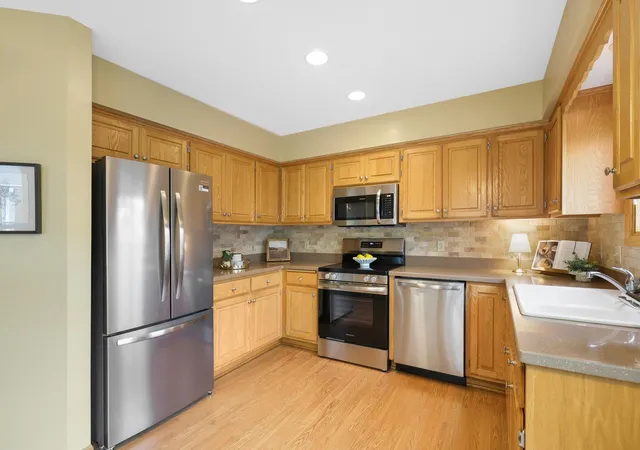 Photo 4 of Single family home for sale at 8575 Corcoran Path, Inver Grove Heights, MN 55076 | MLS# 7143636 | Listing updated on 2026-10-29