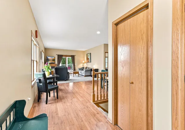 Photo 4 of Single family home for sale at 802 Saint Lawrence Dr, Northfield, MN 55057 | MLS# 7143651 | Listing updated on 2026-10-10