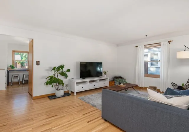 Photo 4 of Single family home for sale at 1750 Field Ave, Saint Paul, MN 55116 | MLS# 7143669 | Listing updated on 2026-09-18
