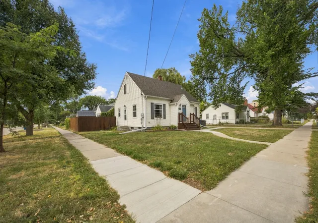 Photo 2 of Single family home for sale at 601 11th Street N, Moorhead, MN 56560 | MLS# 7143674 | Listing updated on 2026-09-19