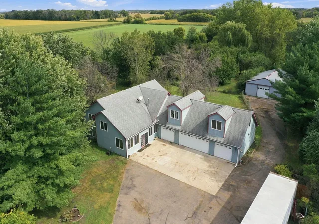 Photo 2 of Single family home for sale at 20077 Xeon Ave, Jordan, MN 55352 | MLS# 7143681 | Listing updated on 2026-09-24