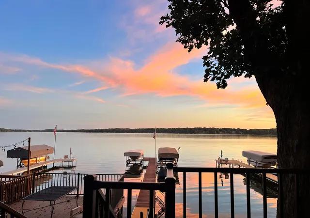 Photo 3 of Sale Pending at 9061 Ingram Ave NW, Annandale, MN 55302 | MLS# 7143691 | Listing updated on 2026-09-28