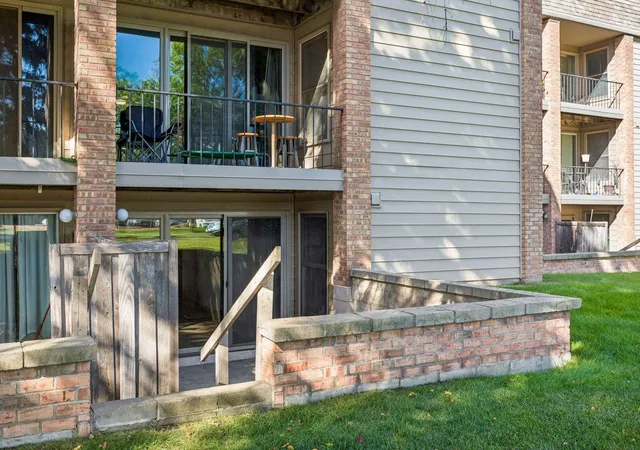 Photo 3 of Condo for sale at 6423 Colony Way #1B, Minneapolis, MN 55435 | MLS# 7143698 | Listing updated on 2026-09-24