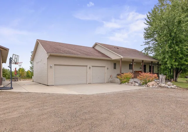 Photo 2 of Single family home for sale at 26540 109th Avenue N, Rogers, MN 55374 | MLS# 7143700 | Listing updated on 2026-09-30