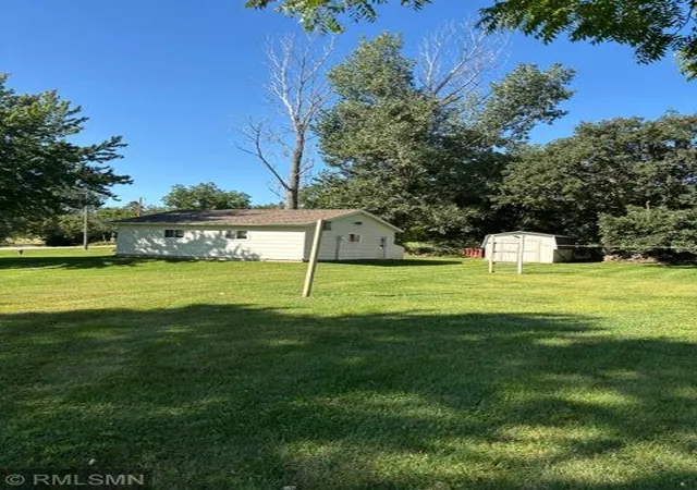 Photo 3 of Single family home for sale at 910 Adams St, Mantorville, MN 55955 | MLS# 7143701 | Listing updated on 2026-09-14