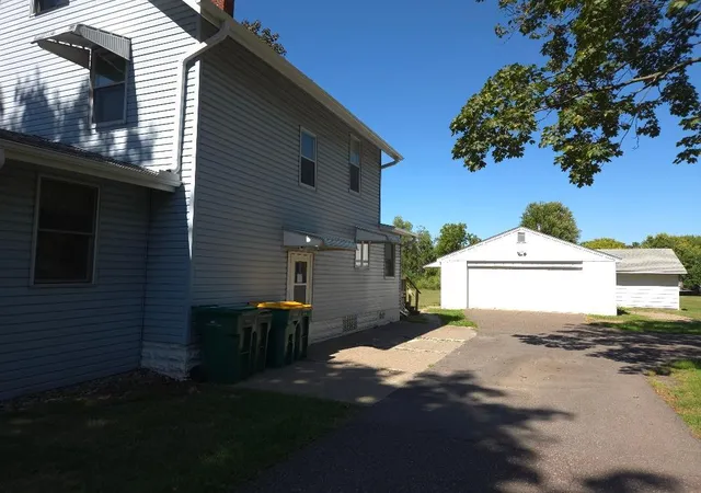 Photo 2 of Single family home for sale at 495 Vadnais Rd, Saint Paul, MN 55127 | MLS# 7143704 | Listing updated on 2026-09-14
