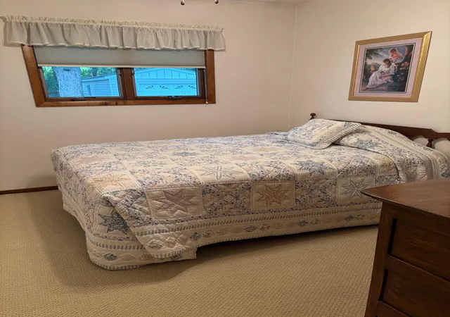 Photo 4 of Single family home for sale at 1313 Holland St, Fairmont, MN 56031 | MLS# 7143736 | Listing updated on 2026-09-16