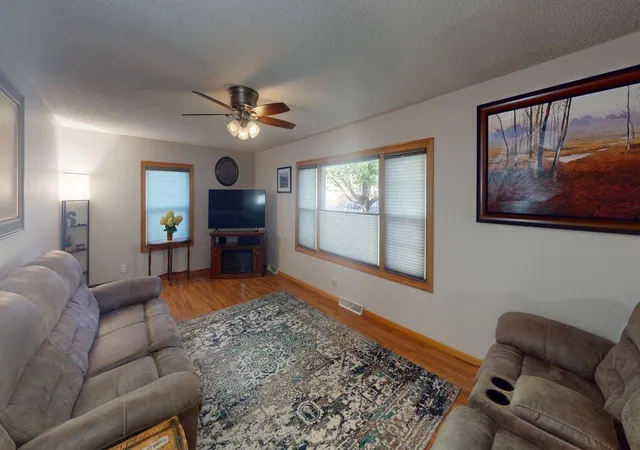 Photo 4 of Single family home for sale at 1128 Woodlawn Acres Dr, Saint Cloud, MN 56301 | MLS# 7143737 | Listing updated on 2026-09-22